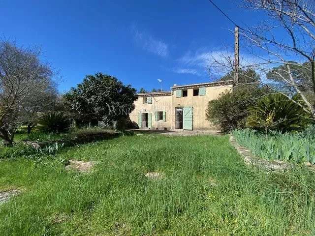 Maison Nîmes - 1 chambre - 250m²