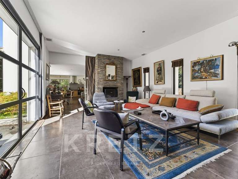 House Nîmes - 5 bedrooms - 223m²