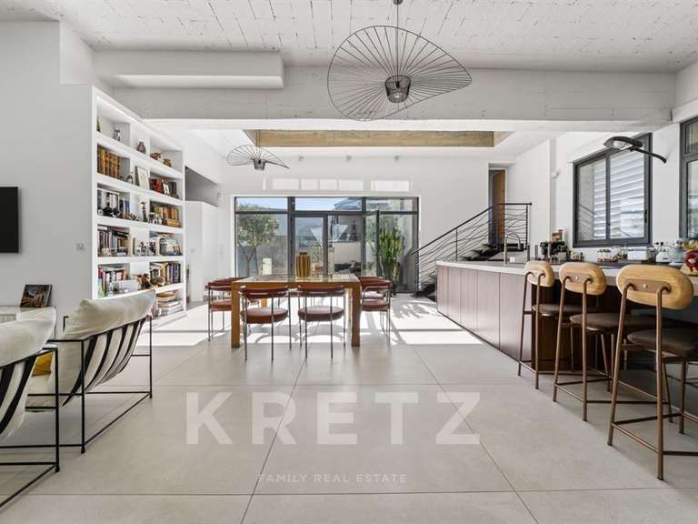 Maison Nîmes - 4 chambres - 191m²