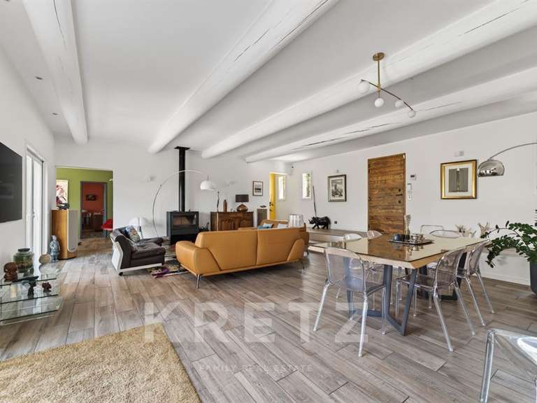 House Nîmes - 4 bedrooms - 217m²