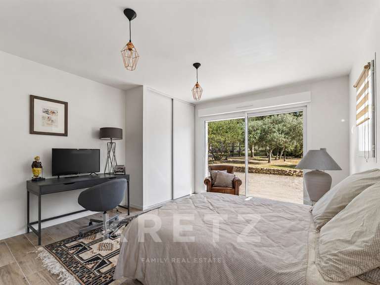 Maison Nîmes - 4 chambres - 217m²