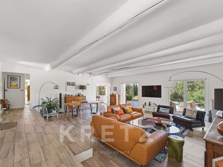 Maison Nîmes - 4 chambres - 217m²