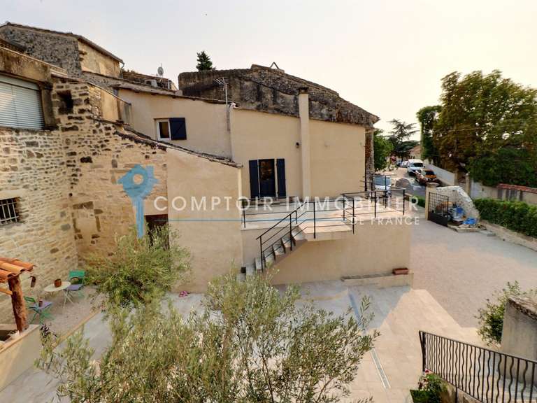 House Nîmes - 4 bedrooms - 140m²