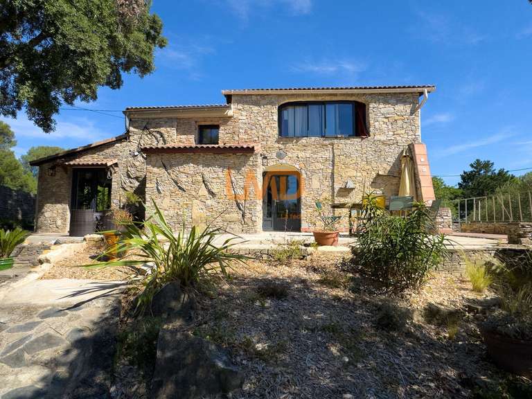 Maison Nîmes - 4 chambres - 163m²