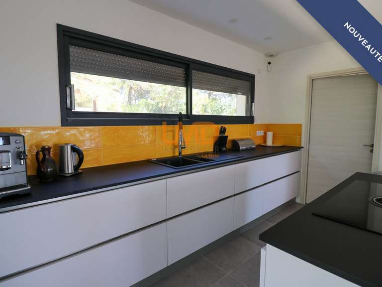 Maison Nîmes - 3 chambres - 127m²