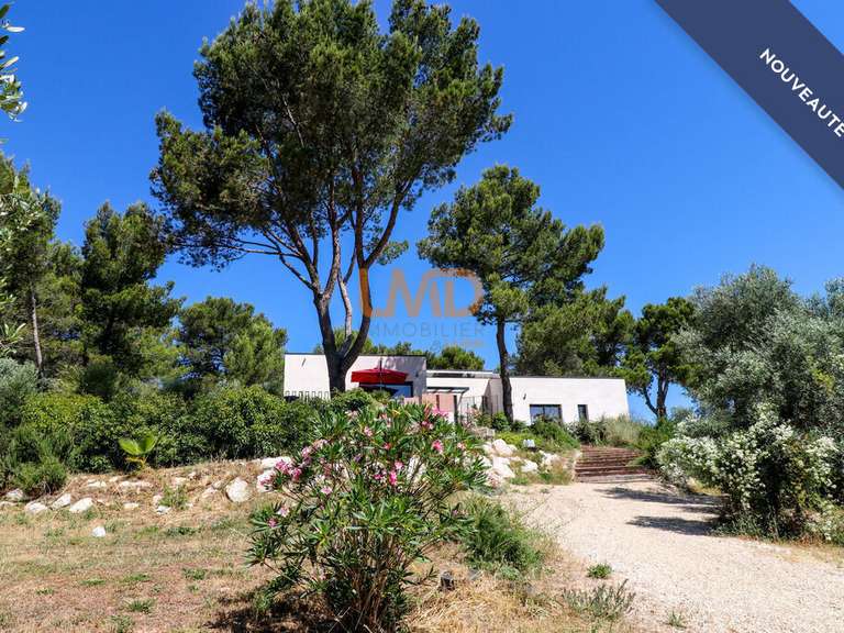 Maison Nîmes - 3 chambres - 127m²