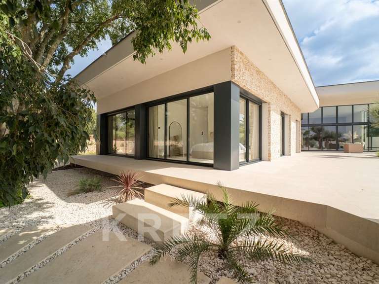 Maison Nîmes - 4 chambres - 240m²