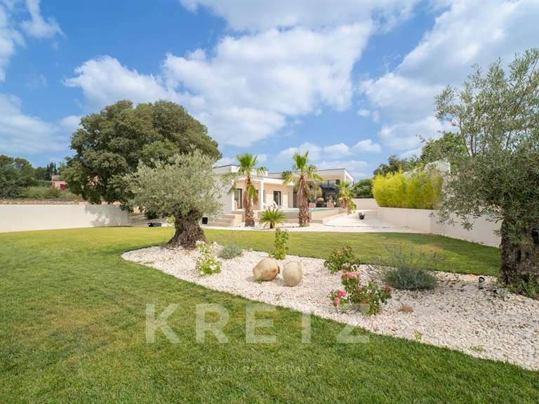 Maison Nîmes - 4 chambres - 240m²