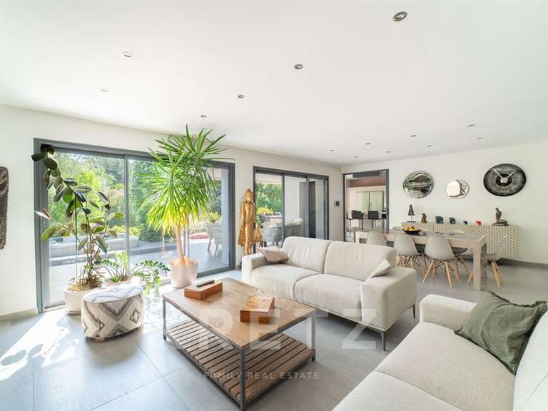 Maison Nîmes - 5 chambres - 185m²