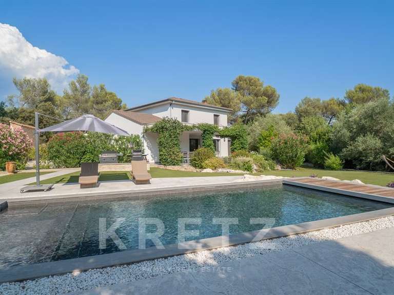 Maison Nîmes - 5 chambres - 185m²
