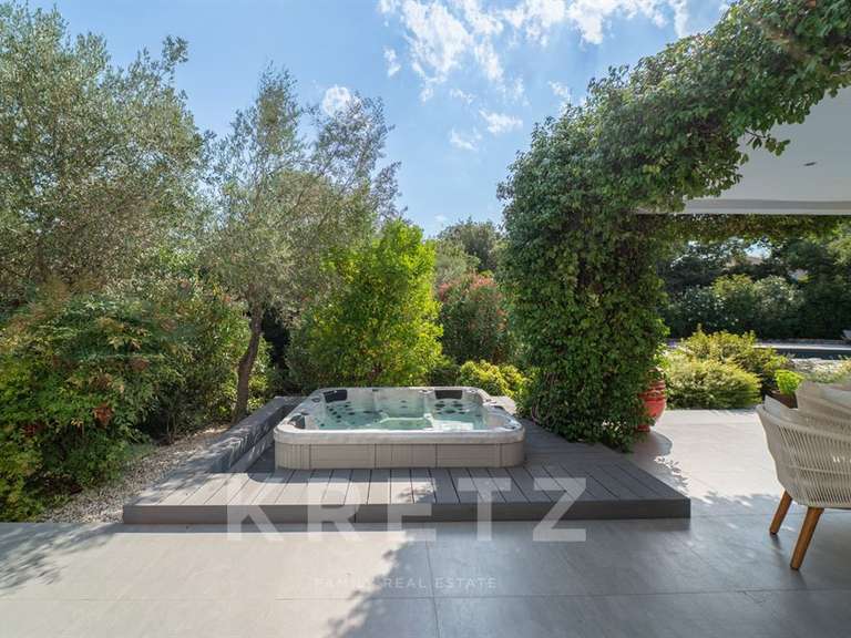 Maison Nîmes - 5 chambres - 185m²
