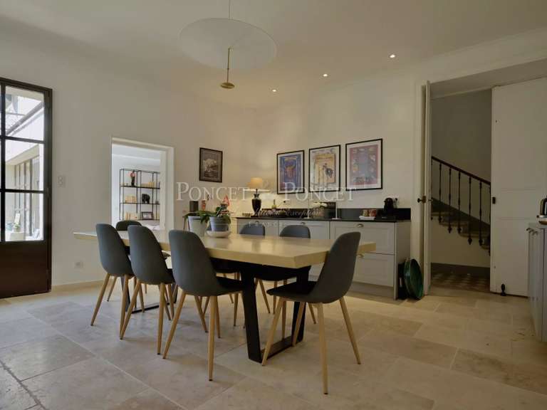 Maison Nîmes - 7 chambres - 730m²