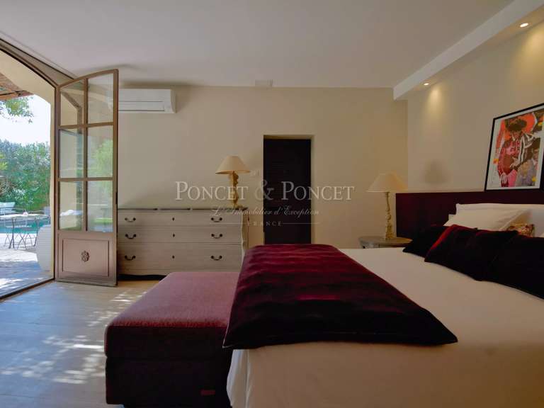Maison Nîmes - 7 chambres - 730m²