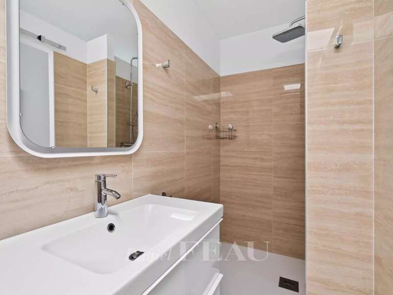 Maison Nîmes - 3 chambres - 258m²