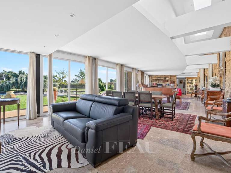 Maison Nîmes - 3 chambres - 258m²