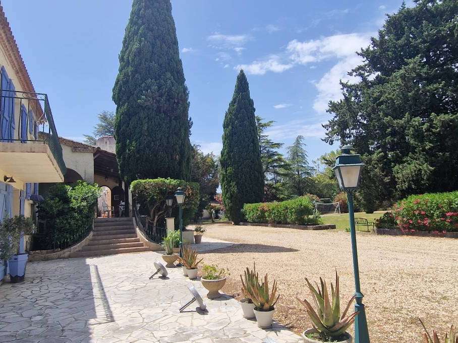 Maison Nîmes