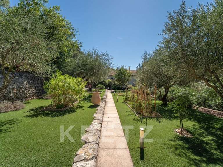 Maison Nîmes - 6 chambres - 278m²