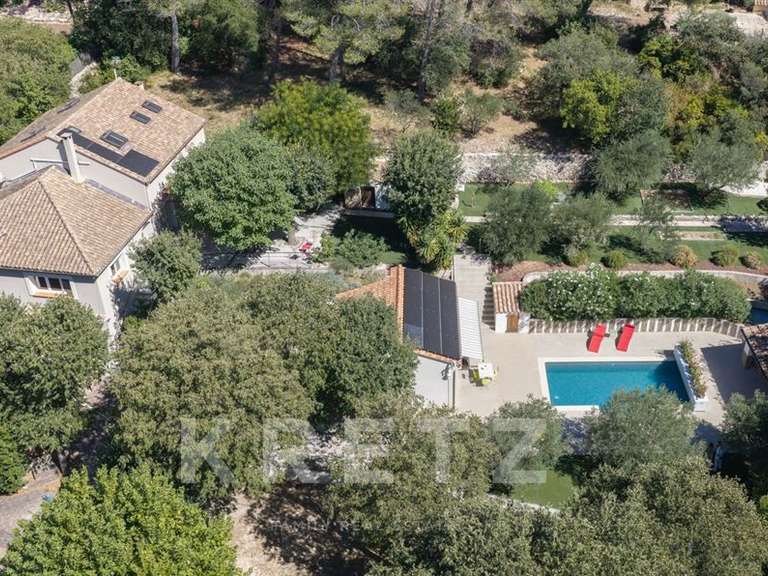 Maison Nîmes - 6 chambres - 278m²
