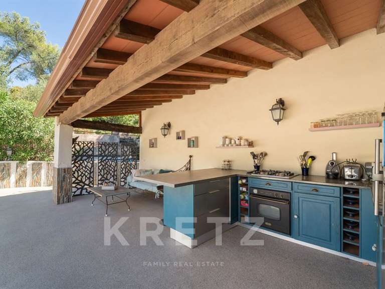 Maison Nîmes - 6 chambres - 278m²