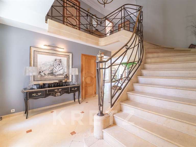 Maison Nîmes - 3 chambres - 200m²