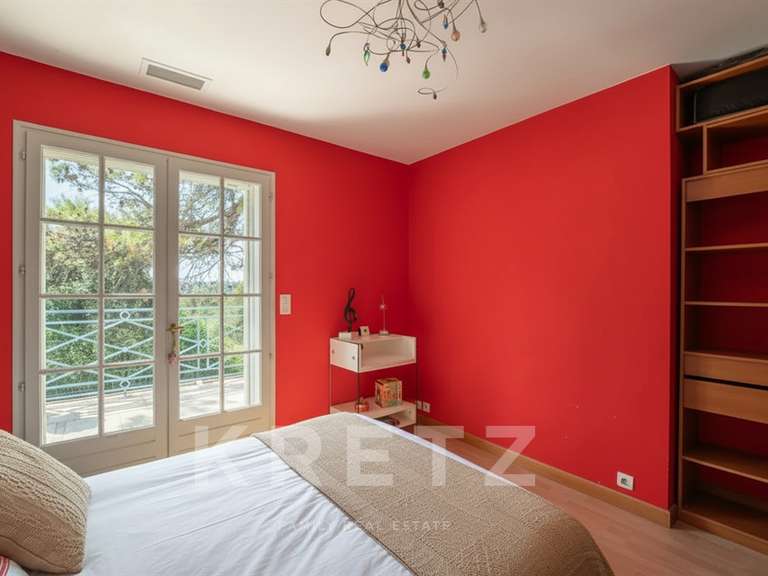 Maison Nîmes - 3 chambres - 200m²