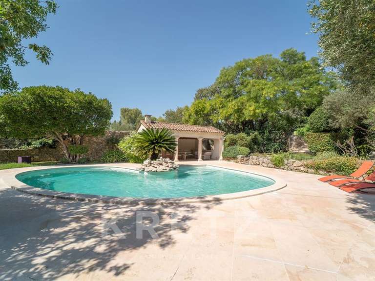 Maison Nîmes - 3 chambres - 200m²