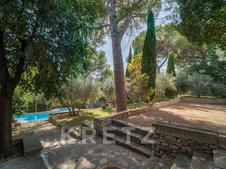 Maison Nîmes - 7 chambres - 494m²