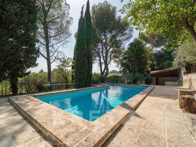 Maison Nîmes - 7 chambres - 494m²