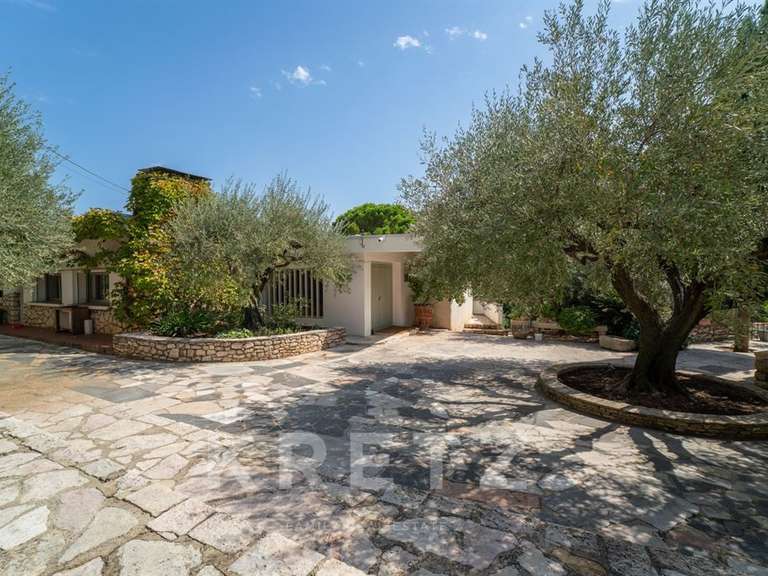 Maison Nîmes - 7 chambres - 494m²