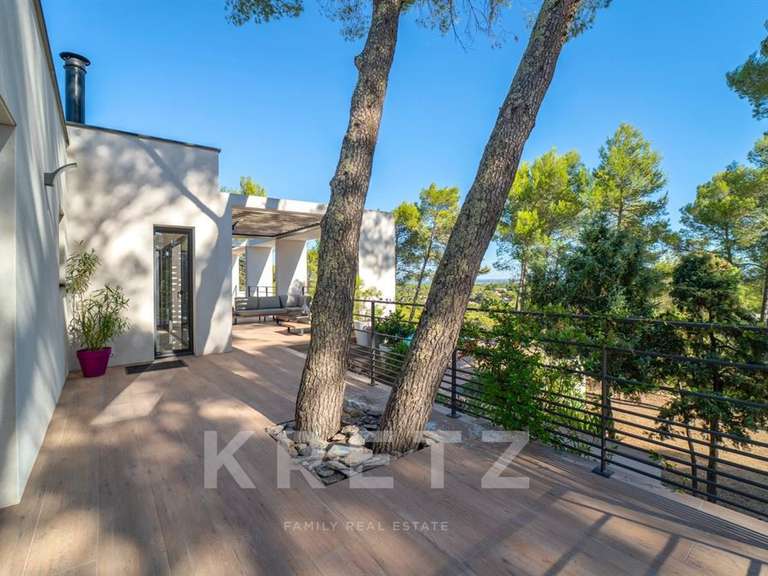 Maison Nîmes - 6 chambres - 400m²
