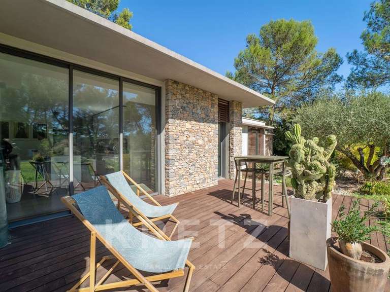 Maison Nîmes - 4 chambres - 158m²