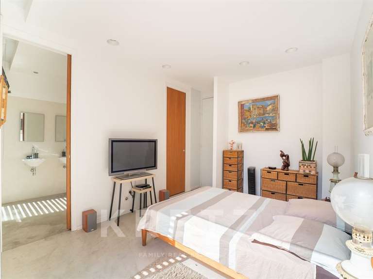 Maison Nîmes - 4 chambres - 158m²