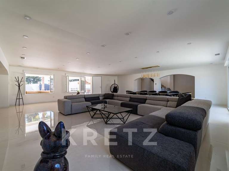 Maison Nîmes - 6 chambres - 402m²