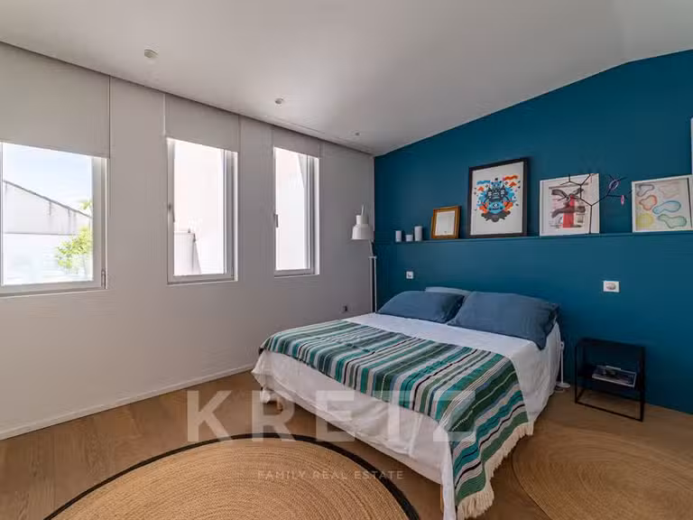 Maison Nîmes - 6 chambres - 330m²