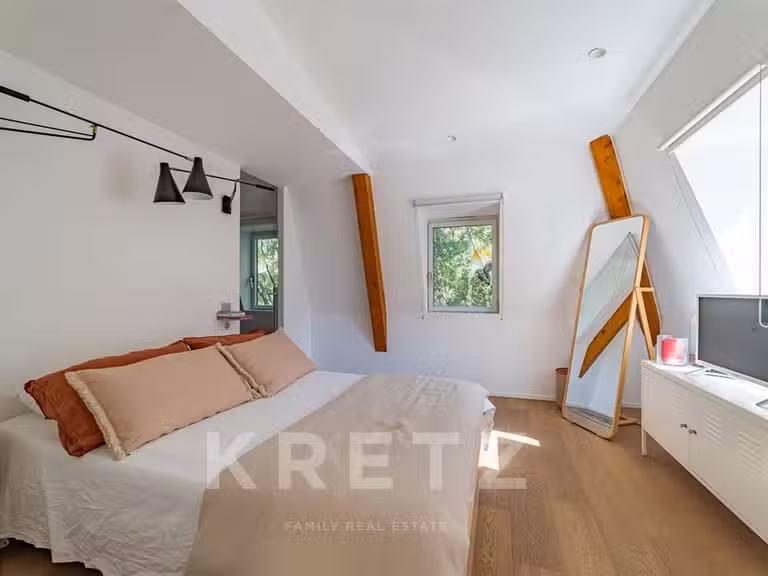 Maison Nîmes - 6 chambres - 330m²