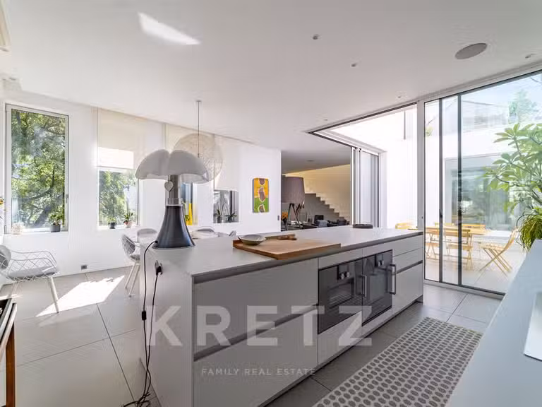 Maison Nîmes - 6 chambres - 330m²