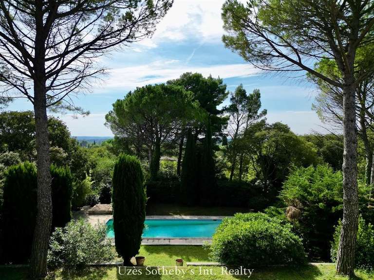 Maison Nîmes - 4 chambres - 250m²