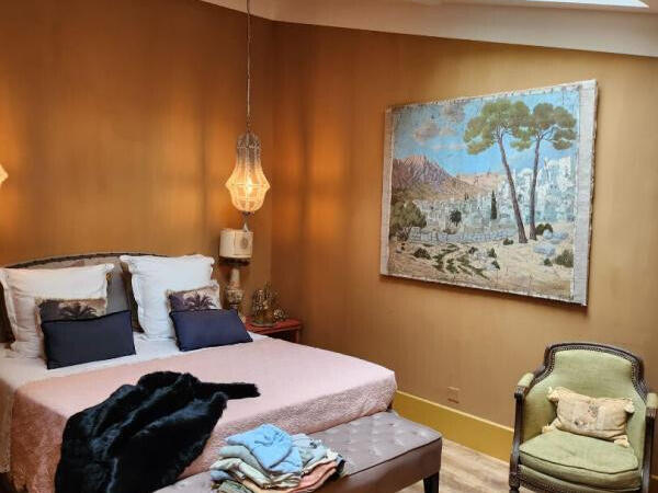 Sale Property Nîmes - 7 bedrooms