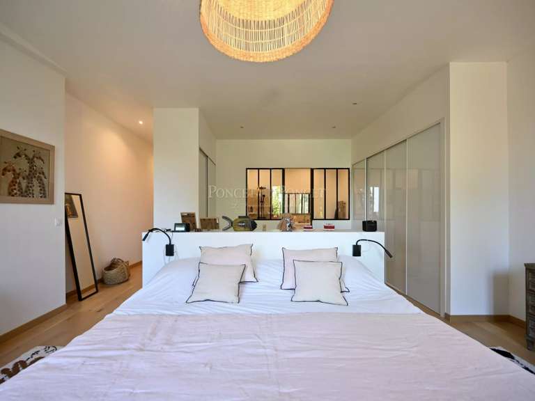 Propriété Nîmes - 10 chambres - 1583m²