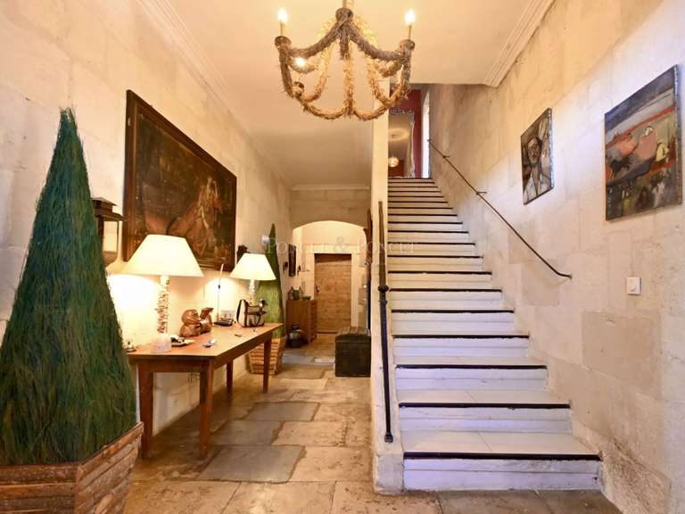 Propriété Nîmes - 10 chambres - 1583m²