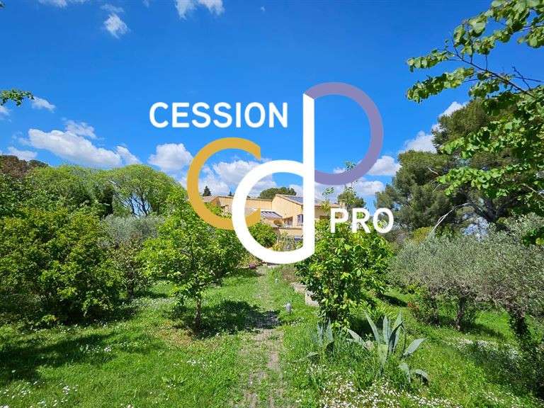 Propriété Nîmes - 4000m²