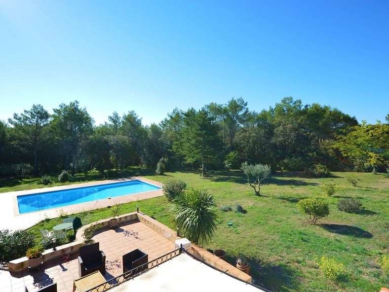 Propriété Nîmes - 6 chambres - 260m²