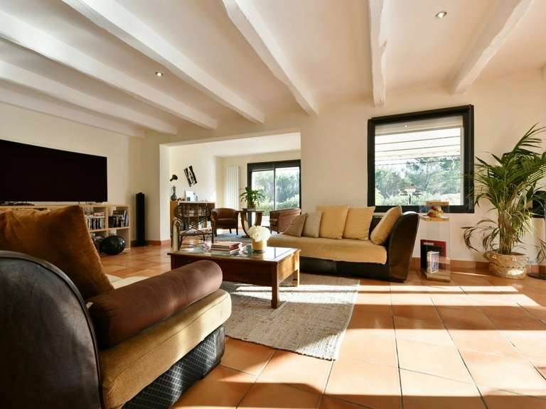 Propriété Nîmes - 6 chambres - 260m²