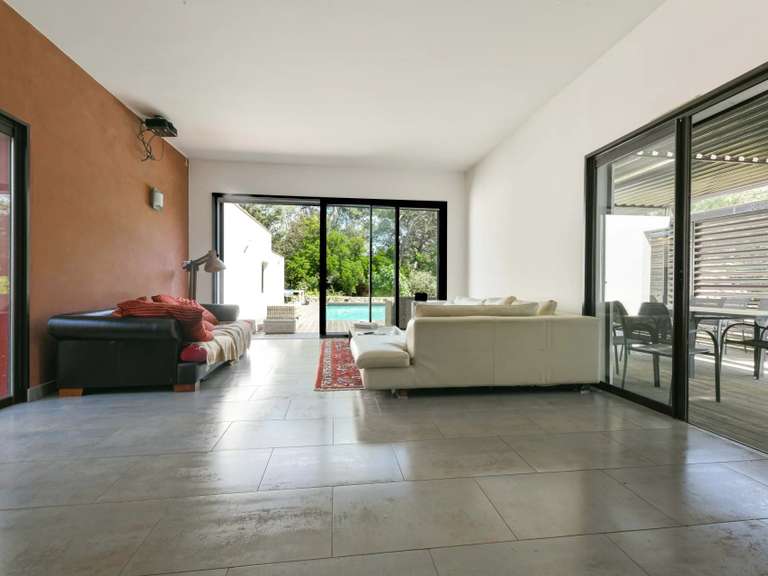 Propriété Nîmes - 4 chambres - 278m²