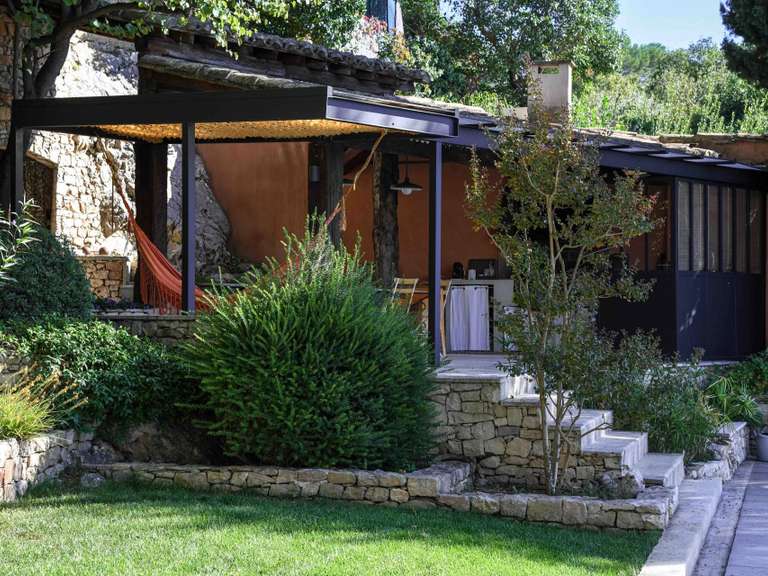 Propriété Nîmes - 3 chambres - 403m²