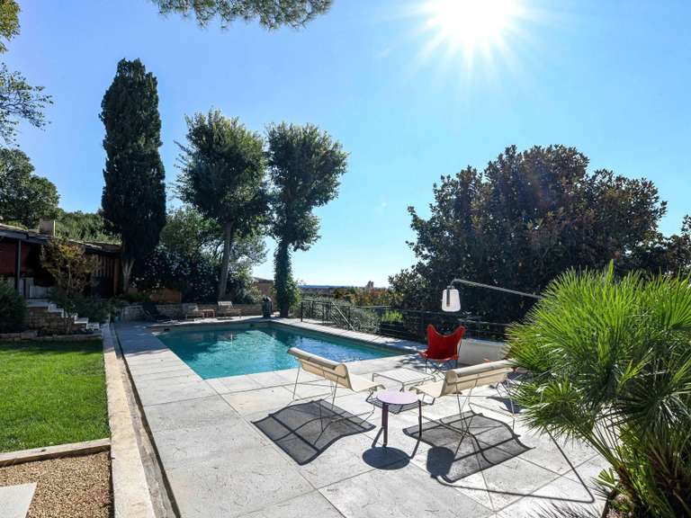 Propriété Nîmes - 3 chambres - 403m²
