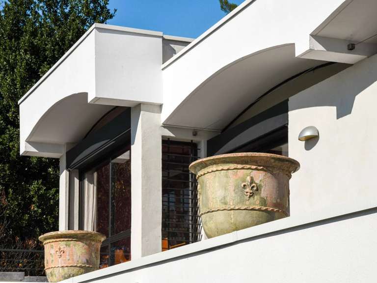 Propriété Nîmes - 3 chambres - 403m²