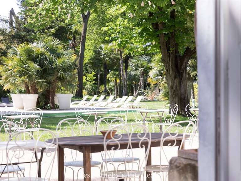 Propriété Nîmes - 13 chambres - 3000m²