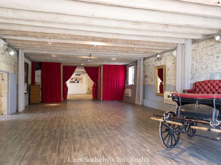 Propriété Nîmes - 13 chambres - 3000m²