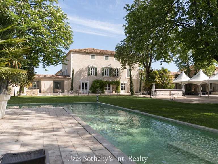 Propriété Nîmes - 13 chambres - 3000m²